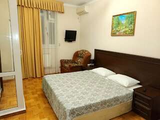 Гостевой дом Талассо Адлер Стандартный трехместный номер-6