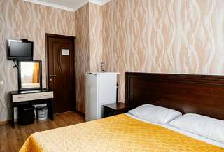 Гостевой дом Талассо Адлер Двухместный номер с 1 кроватью или 2 отдельными кроватями-6