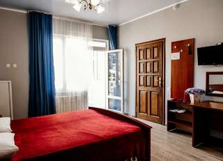 Гостевой дом Талассо Адлер Двухместный номер с 1 кроватью и балконом-2