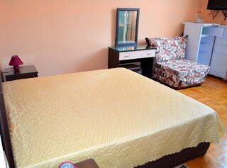 Гостевой дом Талассо Адлер Стандартный трехместный номер-14