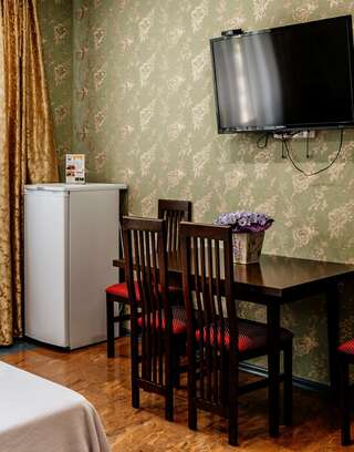 Гостевой дом Талассо Адлер Стандартный четырехместный номер-2