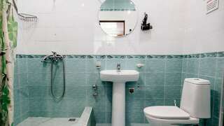 Гостевой дом Талассо Адлер Стандартный четырехместный номер-8